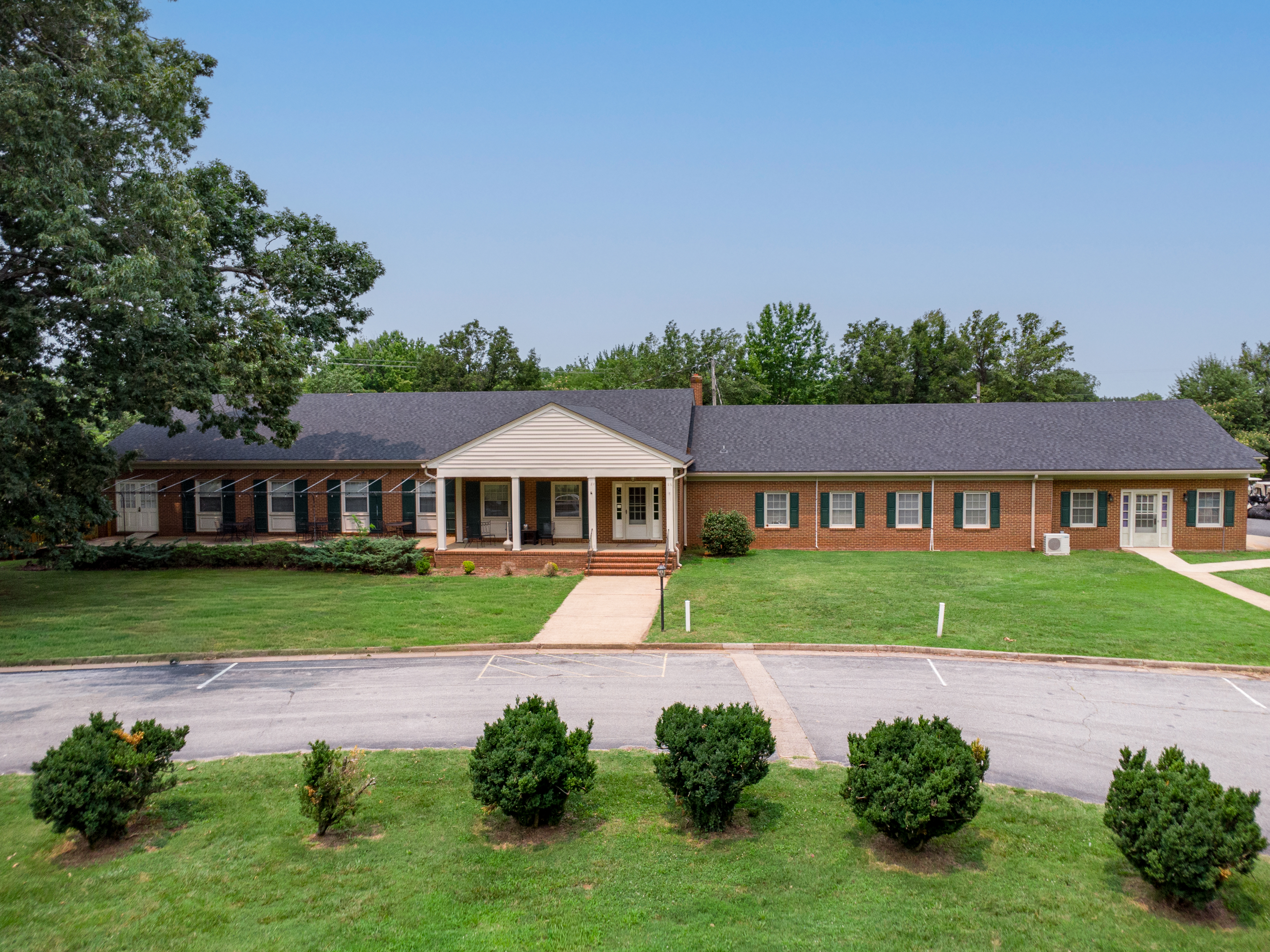Mecklenburg Country Club clubhouse